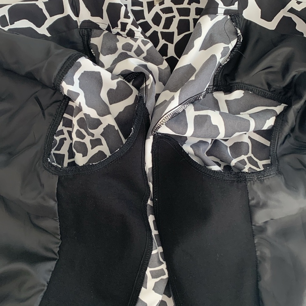AlLLISON DALEY PETITE Women’s Front Zip‎ Jacket Lightweight Blk/Wht. Giraffe 10P - Picture 9 of 15